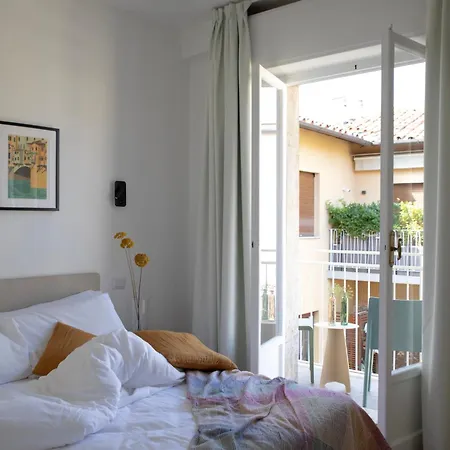 Bob W Ponte Vecchio Apartment Florence Exterior photo